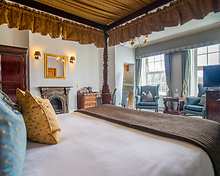 Luxury Four Poster room, Balmer Lawn Hotel