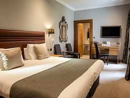 Balmer Lawn Hotel