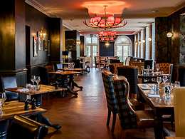 Beresfords restaurant, Balmer Lawn Hotel