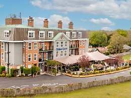 Balmer Lawn Hotel