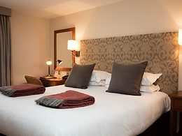 The Valley Suite room, Barnham Broom