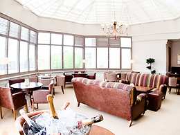 Brockencote Hall