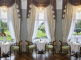 Burnham Beeches Hotel