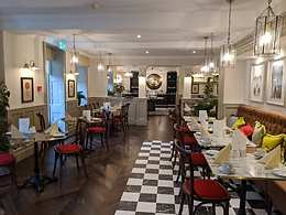 Brasserie 1727 restaurant, Burnham Beeches