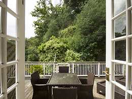 Chateau La Chaire Hotel