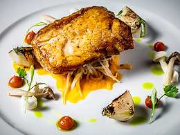 Dungeon Restaurant restaurant, Dalhousie Castle