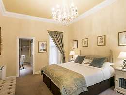 Lodge room, Dalhousie Castle