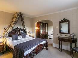 Dalhousie Castle