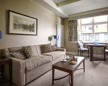 Junior Suite room, Danesfield House