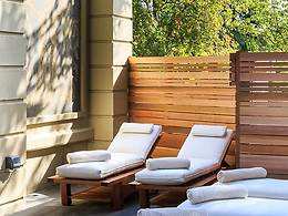 The Eden Spa spa, Down Hall