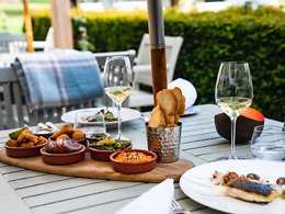 Alfresco dining restaurant, Ellenborough Park Hotel
