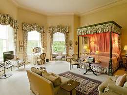 Royal Four poster room, Hartwell House & Spa
