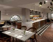 Honey Restaurant restaurant, Hotel Gotham