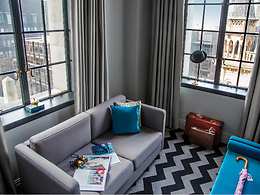 Directors room, Hotel Gotham