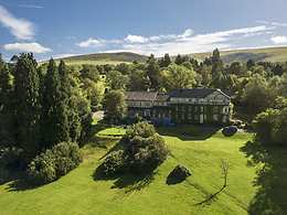 Lake Country House