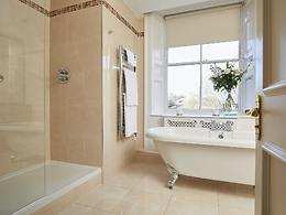 Super Deluxe room, Leeming House