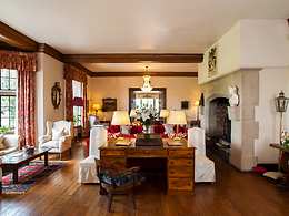 Llangoed Hall Hotel