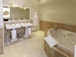 Mansion Deluxe room, Luton Hoo Hotel, Golf & Spa