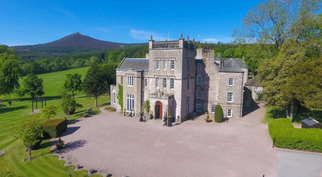 Macdonald Pittodrie House