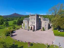 Macdonald Pittodrie House
