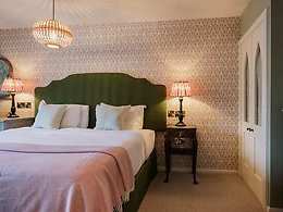 Cotswold Double room, Manor House Hotel Moreton in Marsh