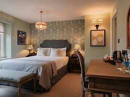 Cotswold Double room, Manor House Hotel Moreton in Marsh