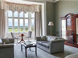 Great Hall Luxury room, Matfen Hall Hotel