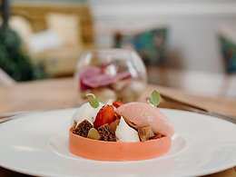 Glasshouse Restaurant restaurant, Oakley Hall Hotel