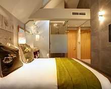 Caldecot Classic room, Oddfellows Chester