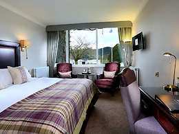 Super Deluxe Lake View room, Old England Hotel and Spa