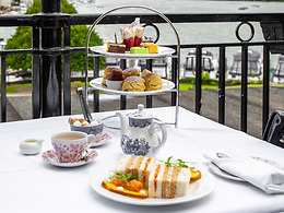 Old England Hotel and Spa
