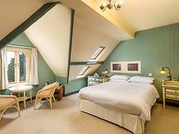 Standard Sea View room, Orestone Manor