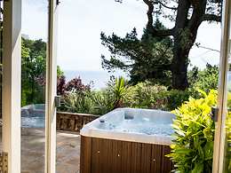 Hot Tub room, Orestone Manor