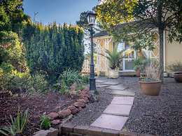 Orestone Manor