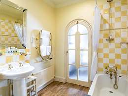 Superior room, Orestone Manor