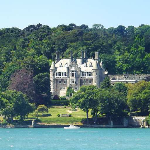 Chateau Rhianfa