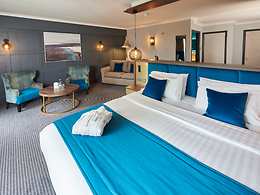 Junior room, Rutland Hall Hotel
