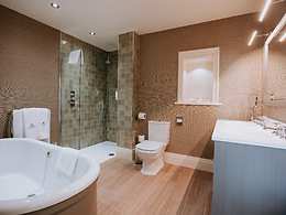 Signature Suite room, Swinton Park Hotel