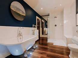 Signature Suite room, Swinton Park