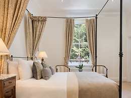 Taplow House Hotel
