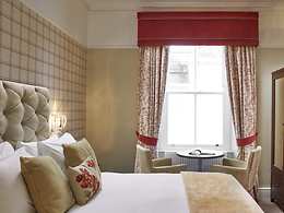 Classic Double room, The Belsfield Hotel