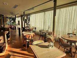 b2 at Home restaurant, The Bermondsey Square Hotel