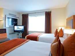 Superior room, The Bermondsey Square Hotel