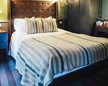 Double room, The Crown and Thistle