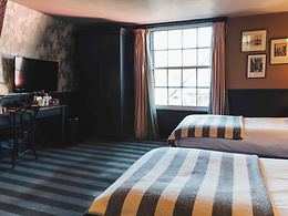 Twin or King room, The Crown and Thistle