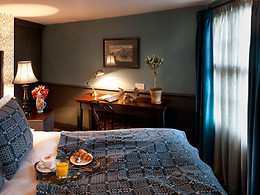 Superior Double room, The Crown and Thistle