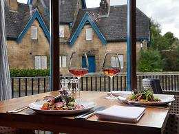The Devonshire Arms at Beeley