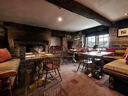 The Devonshire Arms at Beeley