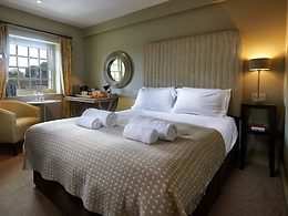 Deluxe Double room, The Devonshire Arms at Pilsley