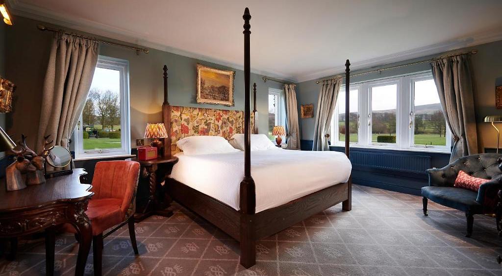 The Devonshire Arms Hotel